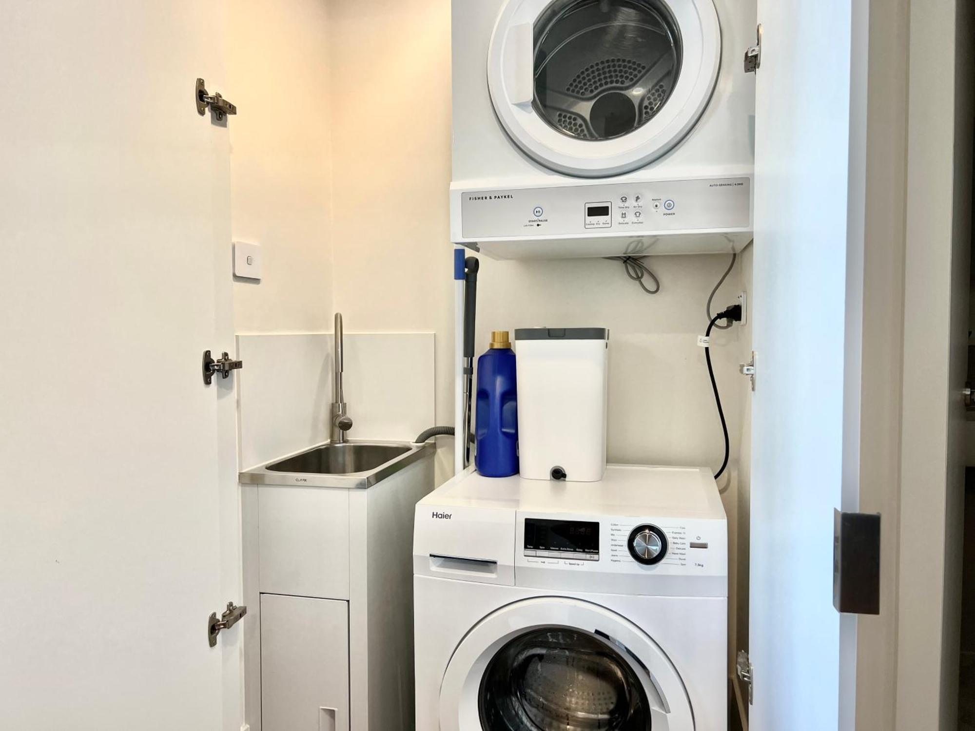 Harbour Towers, Newcastle'S Elite Apartment Stays, Free Parking & Tram Access Екстериор снимка