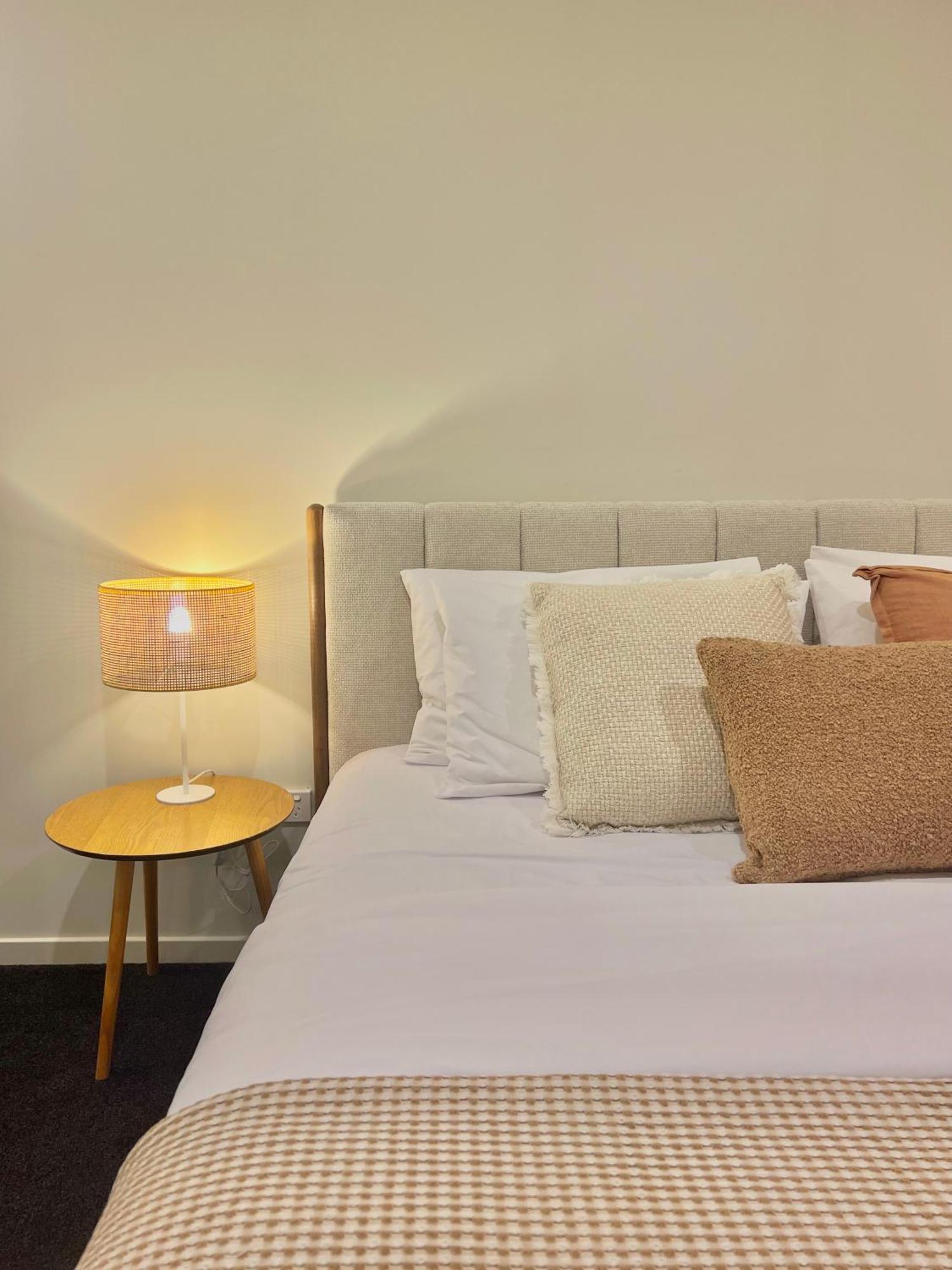 Harbour Towers, Newcastle'S Elite Apartment Stays, Free Parking & Tram Access Екстериор снимка