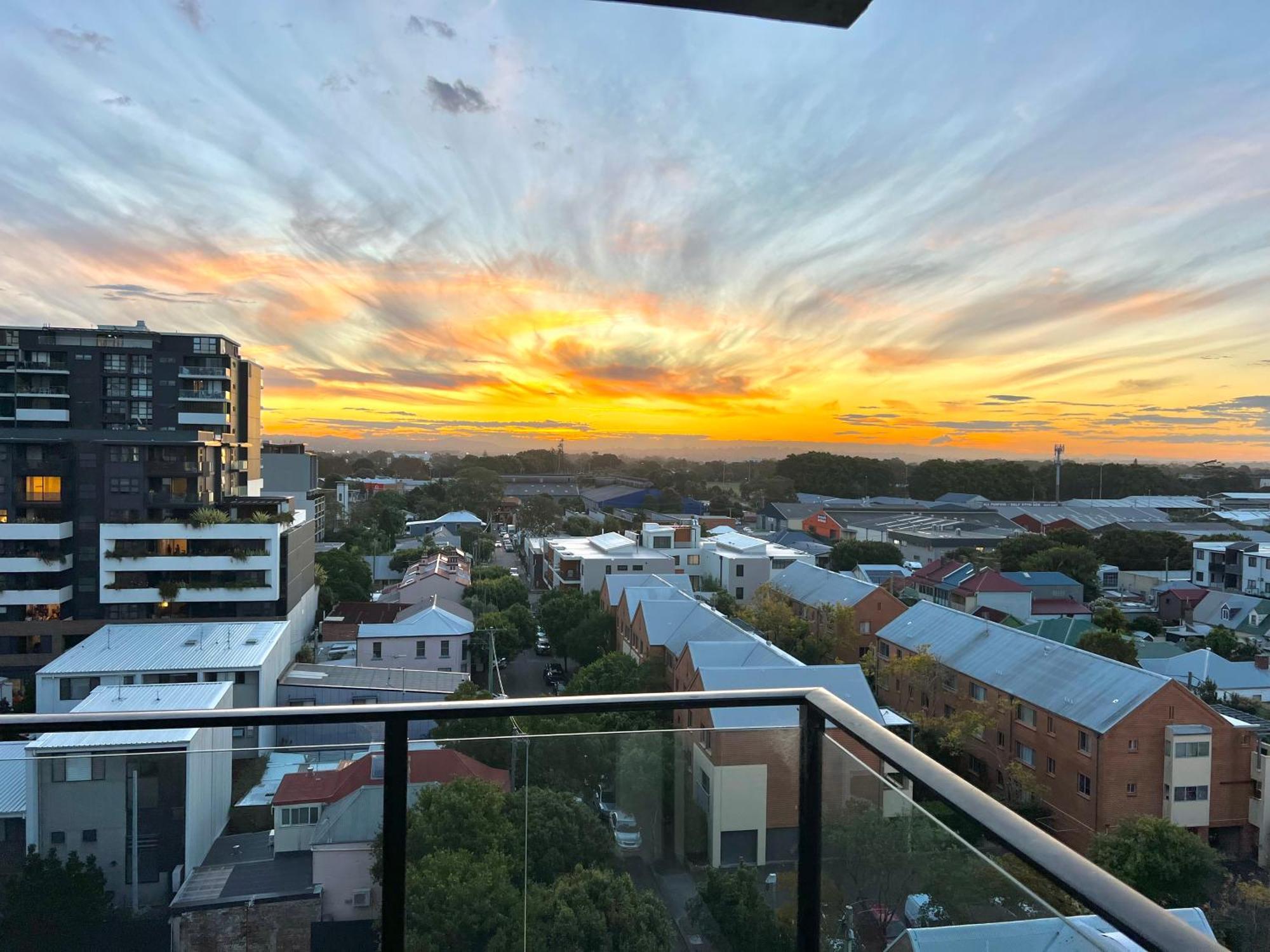Harbour Towers, Newcastle'S Elite Apartment Stays, Free Parking & Tram Access Екстериор снимка