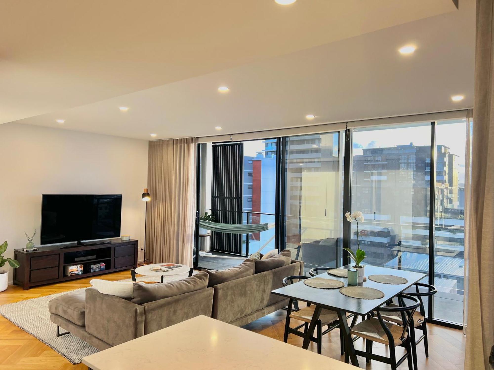 Harbour Towers, Newcastle'S Elite Apartment Stays, Free Parking & Tram Access Екстериор снимка