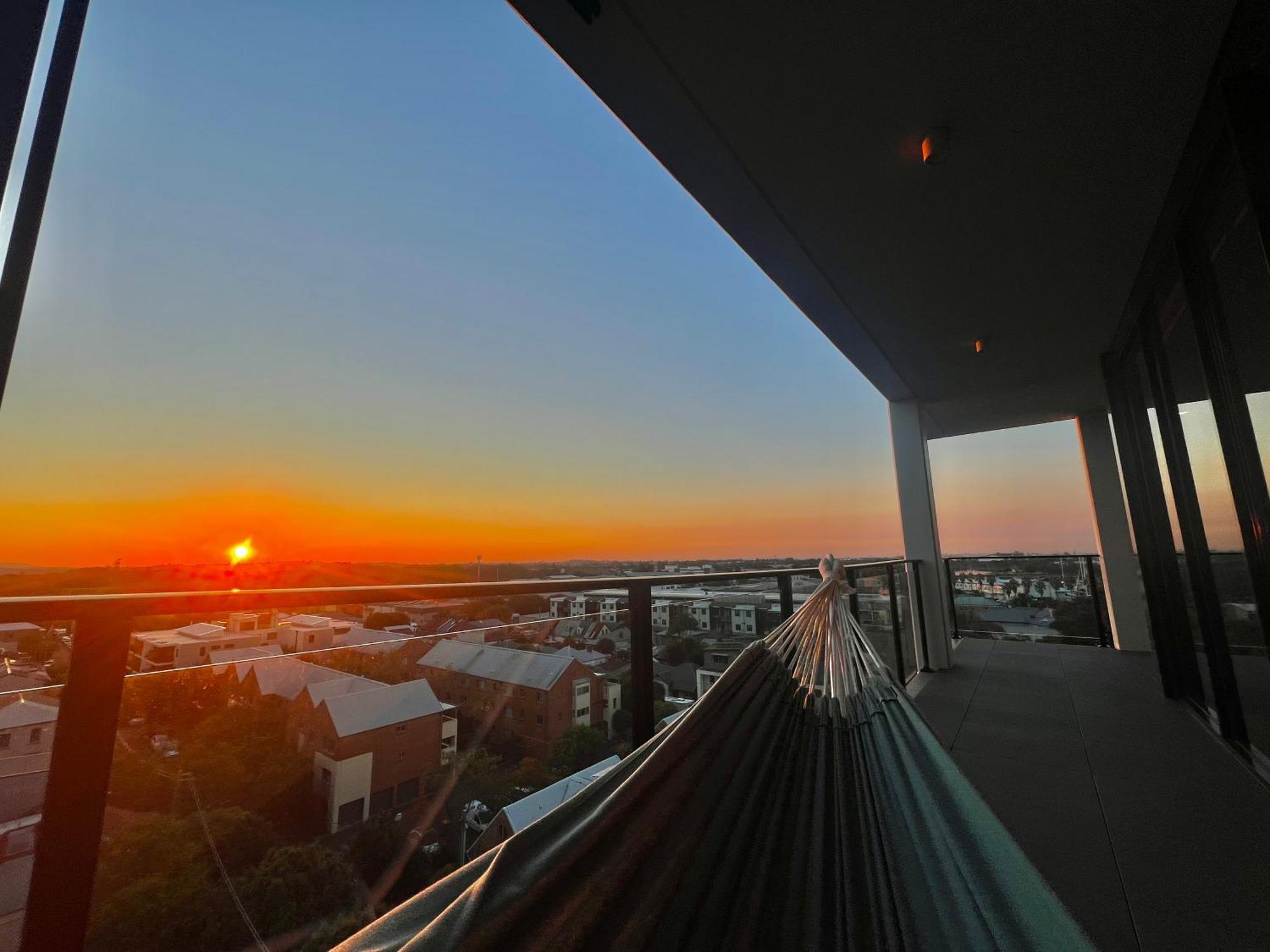 Harbour Towers, Newcastle'S Elite Apartment Stays, Free Parking & Tram Access Екстериор снимка