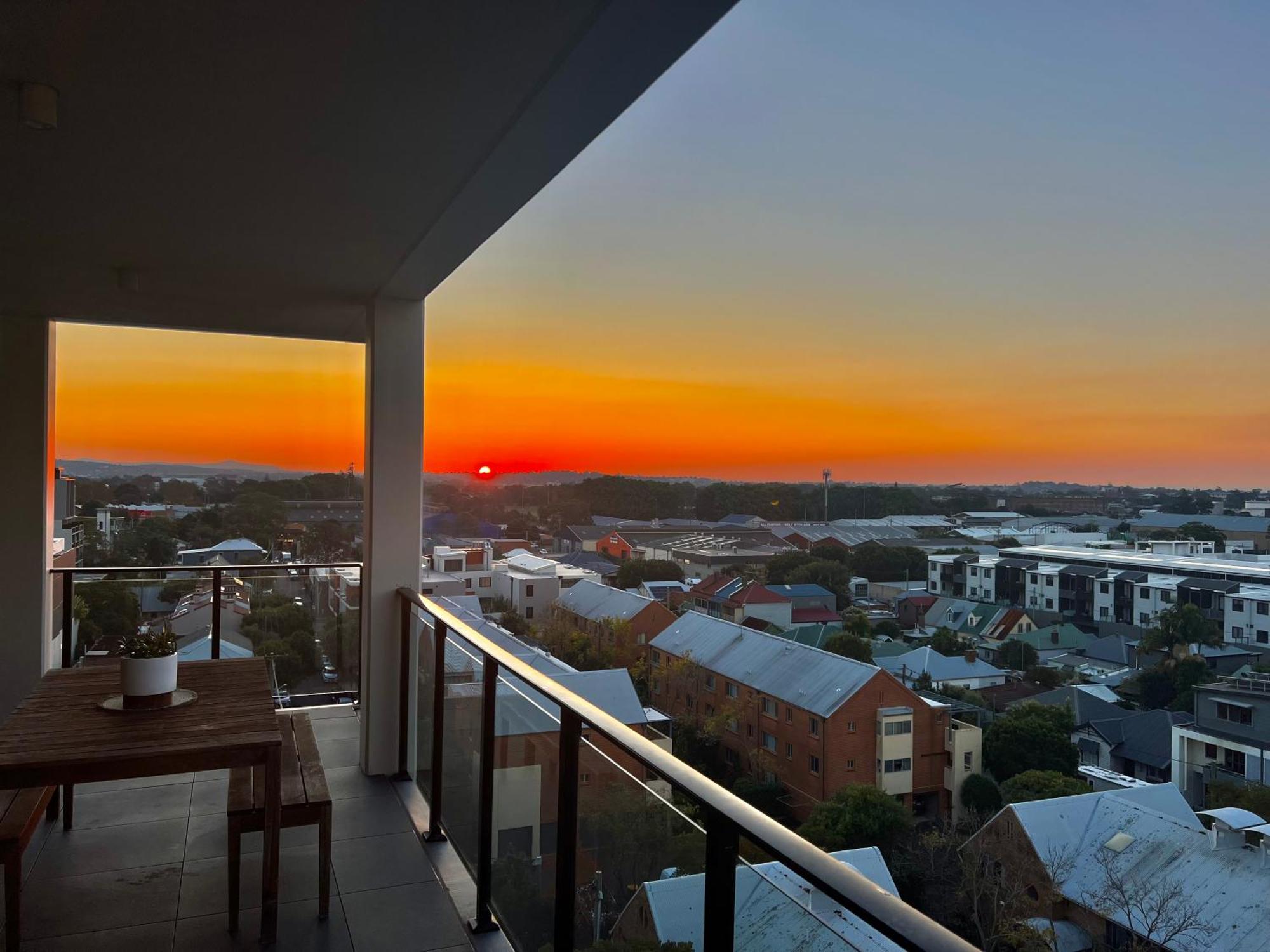 Harbour Towers, Newcastle'S Elite Apartment Stays, Free Parking & Tram Access Екстериор снимка